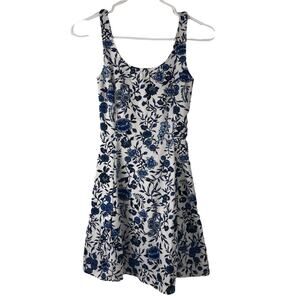 Divided blue/white floral sundress 2